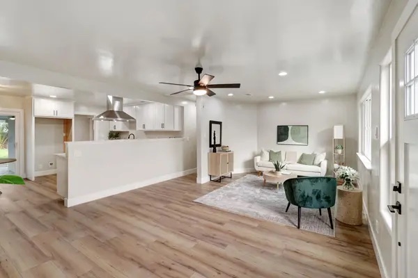 5567 Myrtle Dr full remodel photo 10